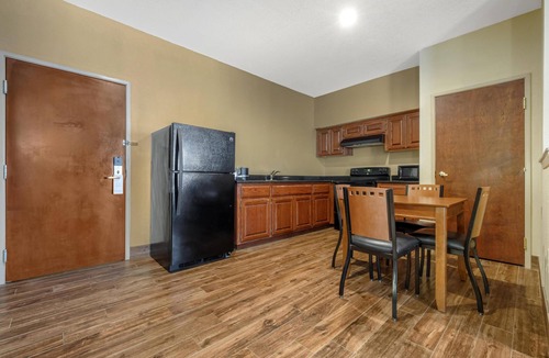 Shamrock Hotel | Best Western Plus Shamrock Inn & Suites