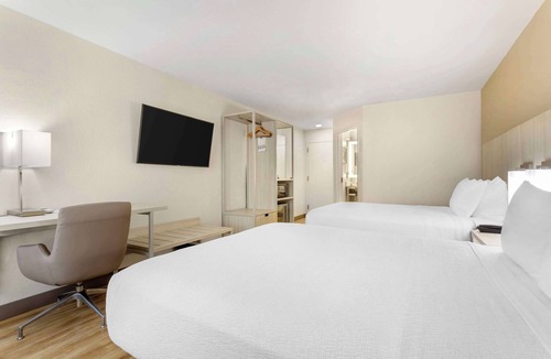 Sugar Land Hotel | Best Western Plus Sugar Land/Stafford