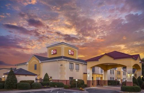Greenville Hotel | Best Western Plus Suites Greenville