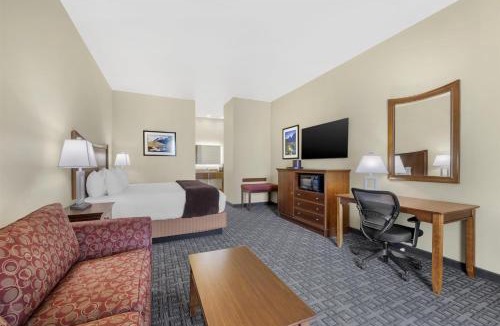 Pecos Hotel | Best Western Plus Swiss Chalet Hotel & Suites