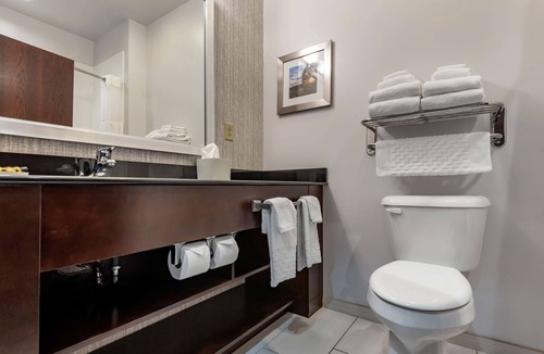 Hammondsport Hotel | Best Western Plus The Hammondsport Hotel