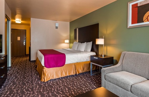 College Park Hotel | Best Western Plus The Woodlands