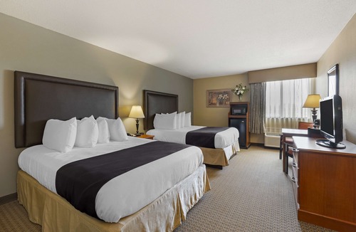 St. Charles Hotel | Best Western Plus The Charles Hotel