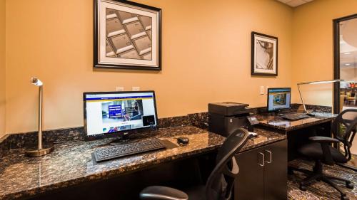 Hattiesburg Hotel | Best Western Plus University Inn