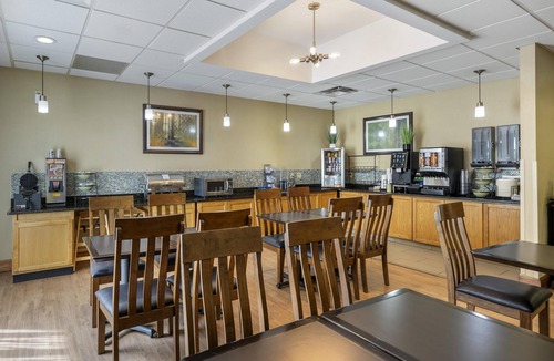 Olean Hotel | Best Western Plus University Inn