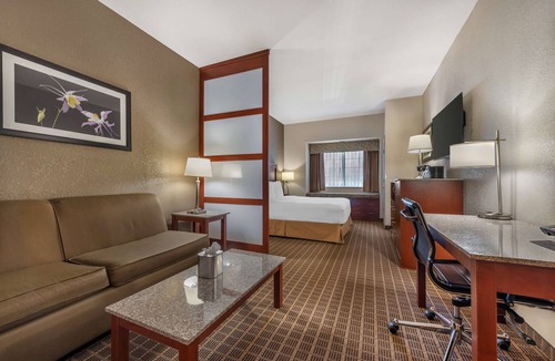 Briargate Hotel | Best Western Plus Peak Vista Inn & Suites