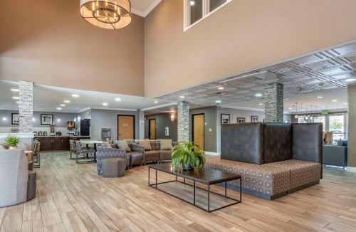 Livermore Hotel | Best Western Plus Vineyard Inn