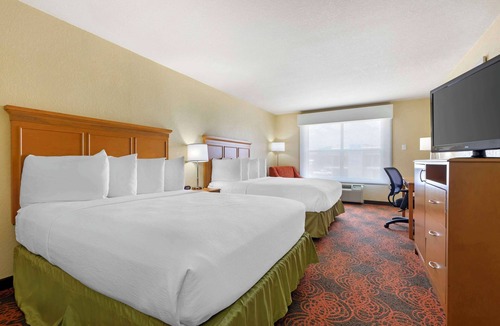 Bellmead Hotel | Best Western Plus Waco North