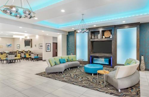 Waller Hotel | Best Western Plus Waller Hotel