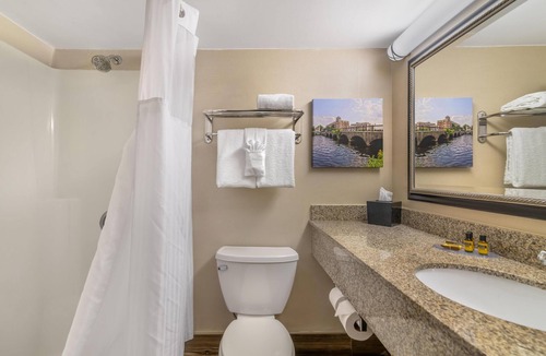 Piety Corner Hotel | Best Western Plus Waltham Boston