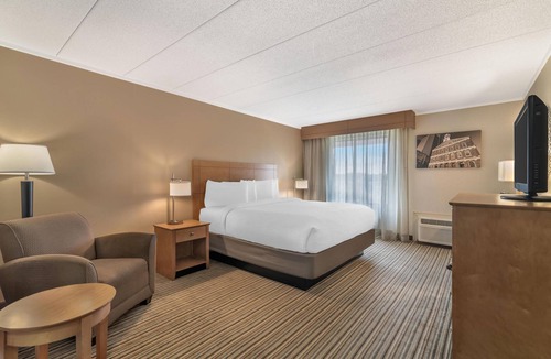 Piety Corner Hotel | Best Western Plus Waltham Boston