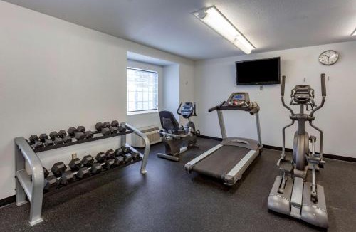 Woodstock Hotel | Best Western Plus Woodstock Inn & Suites