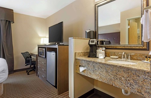 Yakima Hotel | Best Western Plus Yakima Hotel