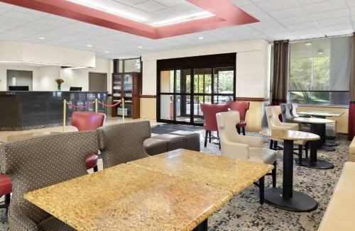 Neabsco Hotel | Best Western Potomac Mills