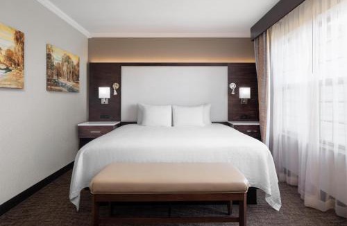 Neenah Hotel | Best Western Premier Bridgewood Hotel Resort