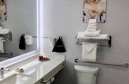 Pasco Hotel | Best Western Premier Pasco Inn & Suites