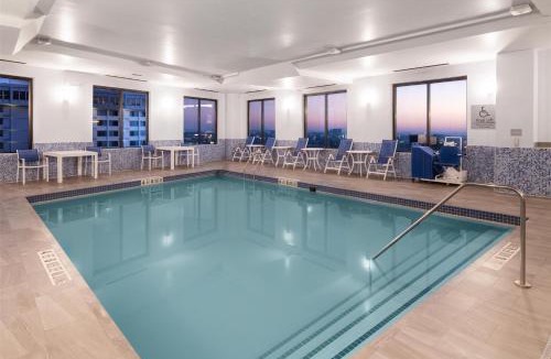 North Bergen Hotel | Best Western Premier NYC Gateway Hotel