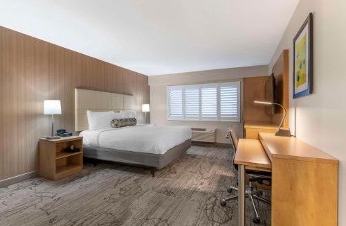 Tenderloin Hotel | Best Western Red Coach Inn