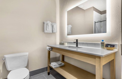 Thackerville Hotel | Best Western Red River Inn & Suites