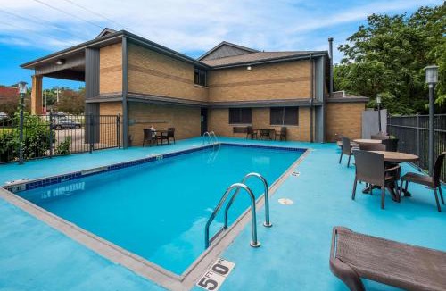 Danville Hotel | Best Western Riverside Inn