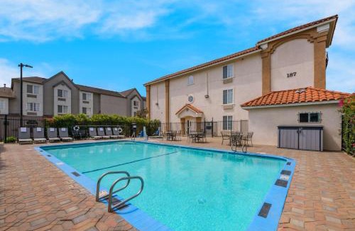 Salinas Hotel | Best Western Salinas Valley Inn & Suites