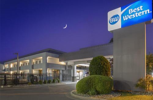 Salisbury Hotel | Best Western Salisbury Plaza
