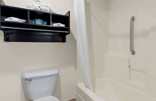 Carbondale Hotel | Best Western Saluki Inn