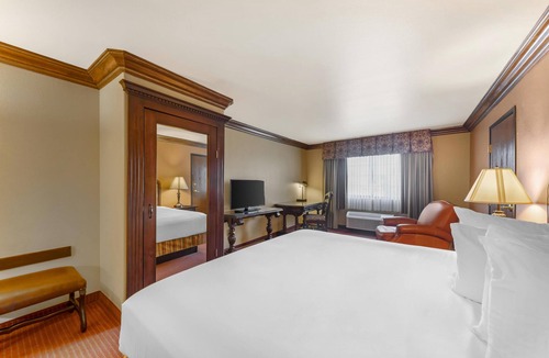 Bonanza Hotel | Best Western San Isidro Inn