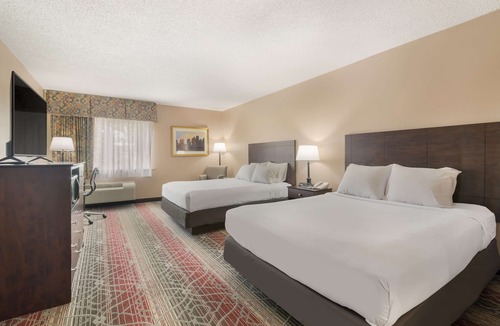 Saranac Lake Hotel | Best Western Saranac Lake