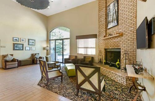 Overgaard Hotel | Best Western Sawmill Inn