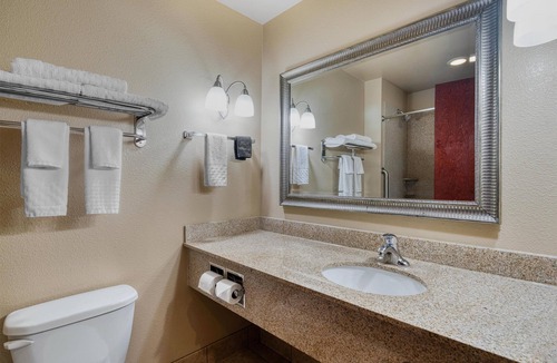 Shelby Hotel | Best Western Shelby Inn & Suites