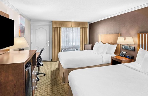 Lakeview Hotel | Best Western Skyline Motor Lodge