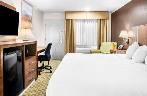 Lakeview Hotel | Best Western Skyline Motor Lodge