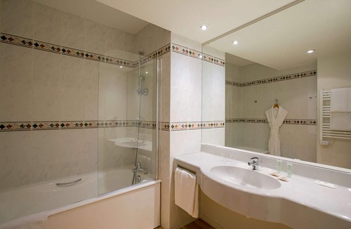 Saint-Paul-les-Dax Hotel | Best Western Sourceo