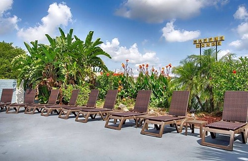 Titusville Hotel | Best Western Space Shuttle Inn