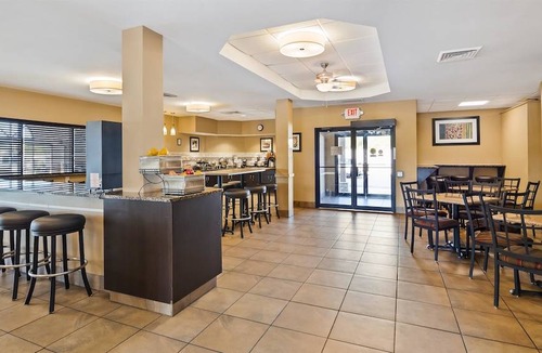 Goldman Hotel | Best Western St. Louis Inn