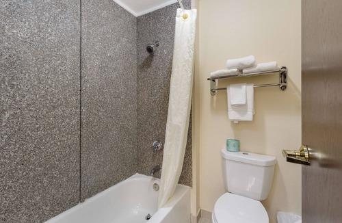 Goldman Hotel | Best Western St. Louis Inn