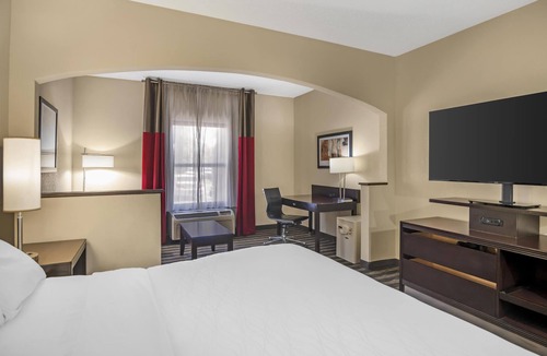 Pennington Bend Hotel | Best Western Suites Near Opryland