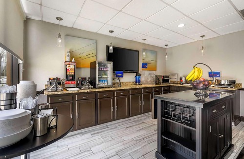 Columbus Hotel | Best Western Suites