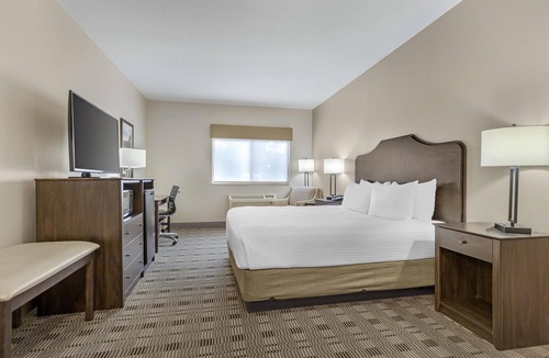 Grove Hotel | Best Western Timberridge Inn