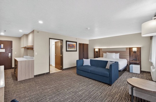 Lehi Hotel | Best Western Timpanogos Inn