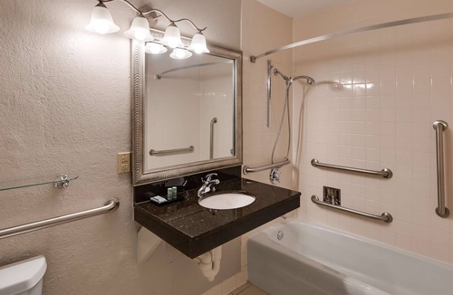 Tomah Hotel | Best Western Tomah Hotel