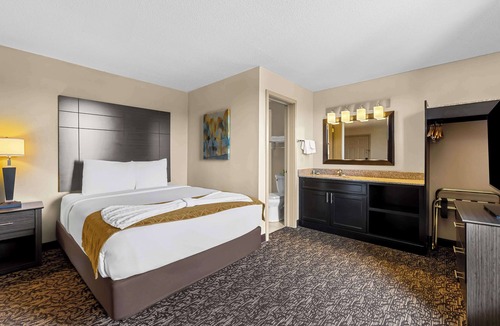 Pigeon Forge Hotel | Best Western Toni Inn