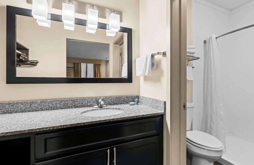 Pigeon Forge Hotel | Best Western Toni Inn
