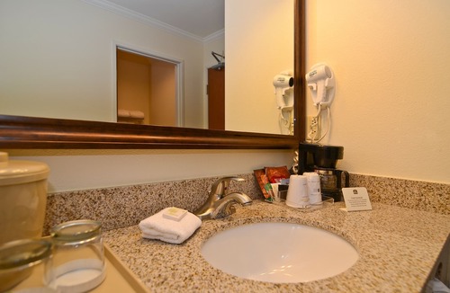 Tumwater Hotel | Best Western Tumwater-Olympia Inn