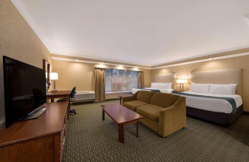 Newmarket Hotel | Best Western Voyageur Place Hotel