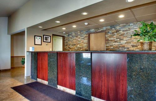 Chadron Hotel | Best Western West Hills Inn