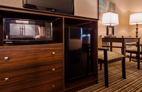 Woodhaven Hotel | Best Western Woodhaven Inn