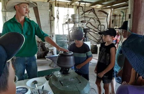 Tregony House | Bestbrook Mountain Farmstay