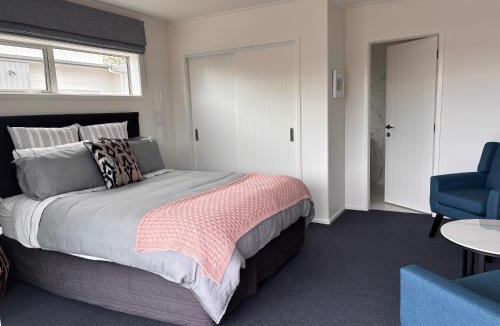 Napier Bed & Breakfast | Bestern on Mohaka